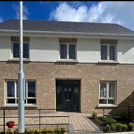 Grab House Swords Villa Exterior photo
